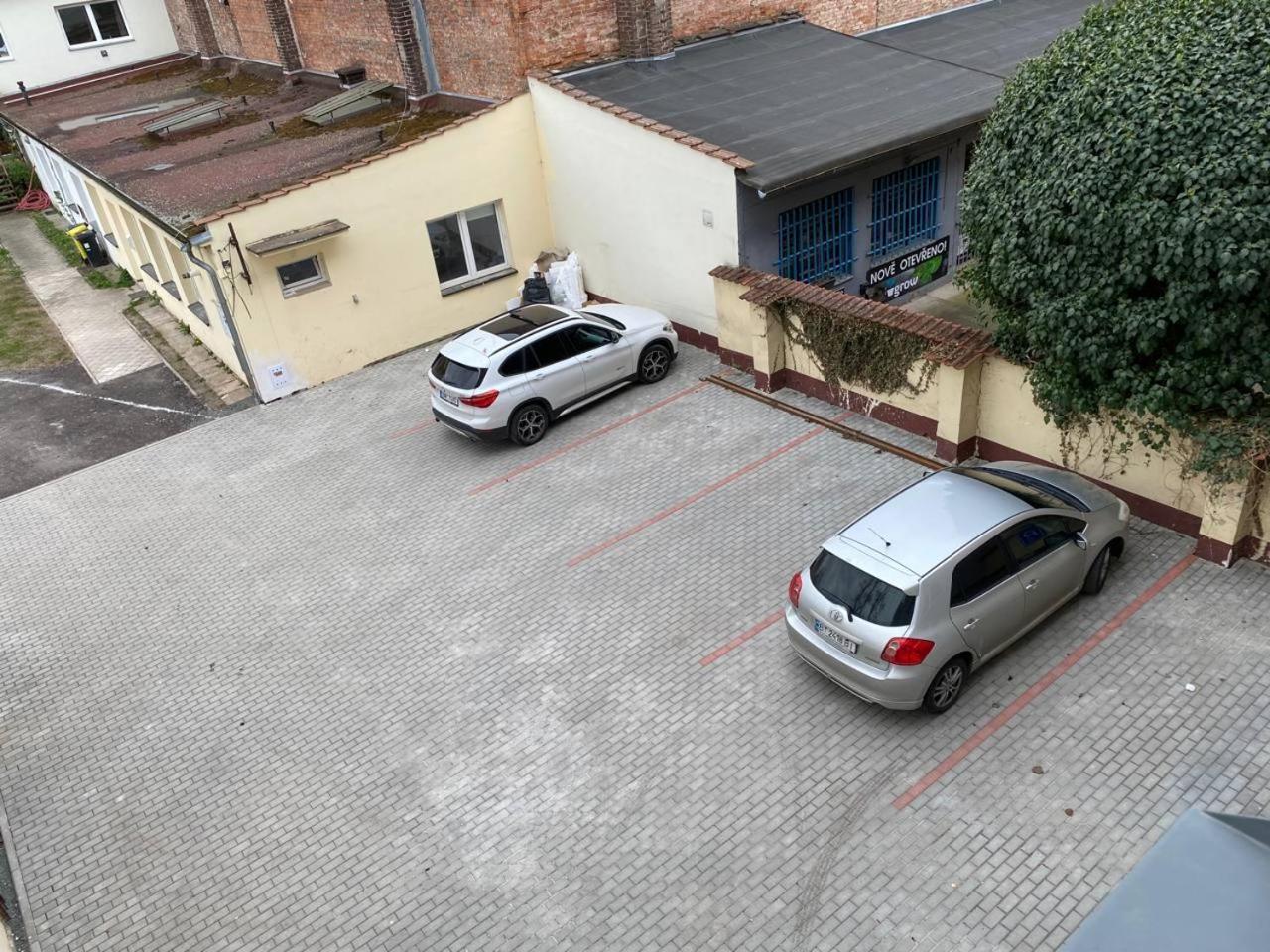 Perla Hradce 302 Apartment Hradec Kralove Luaran gambar